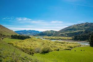 The views from Kawarau River Station are stunning.